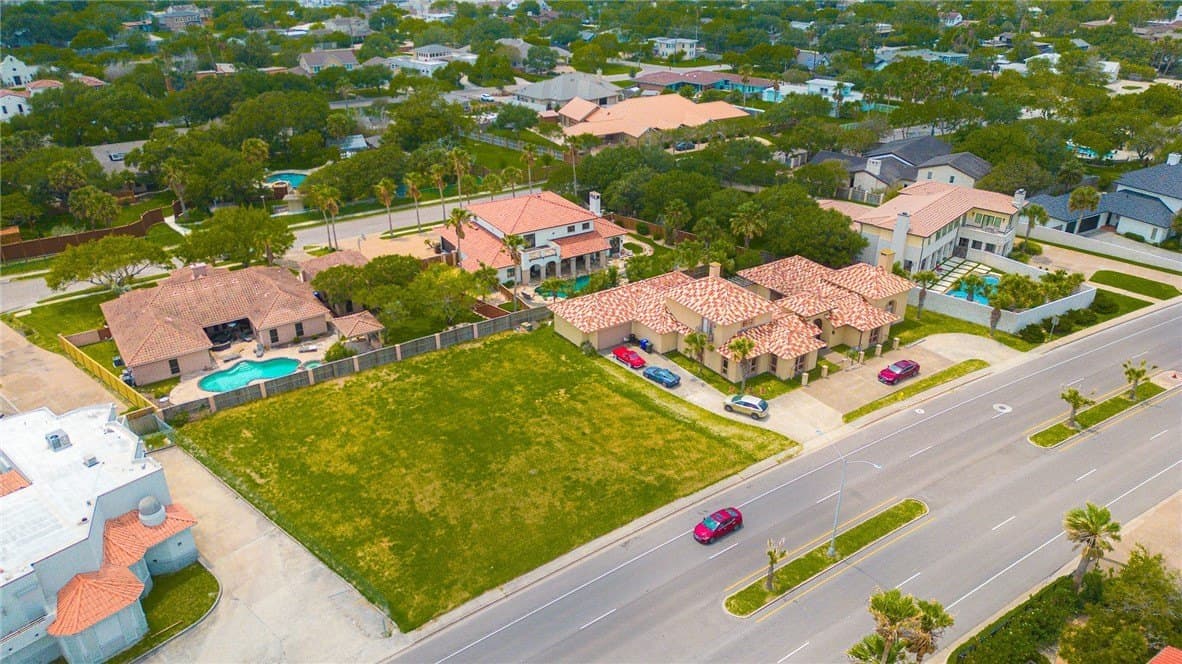0.38 acres in Nueces County - photo 9