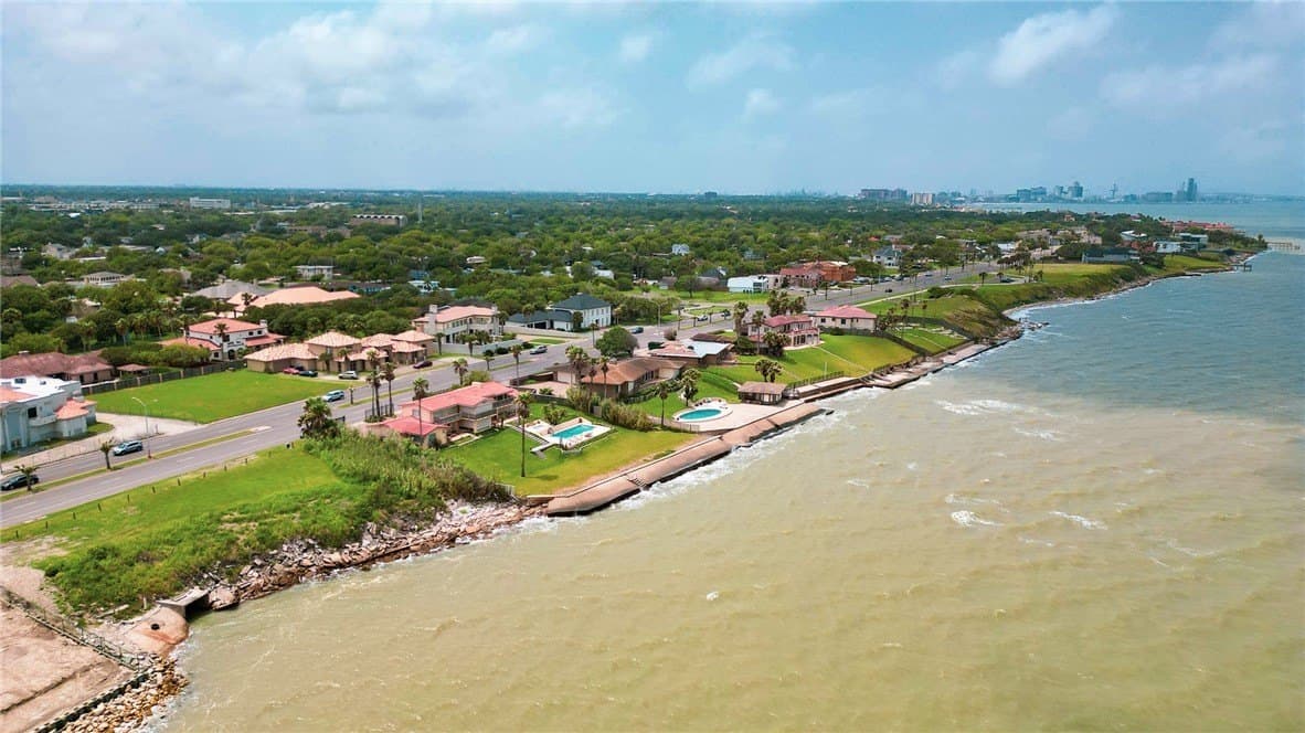0.38 acres in Nueces County - photo 11