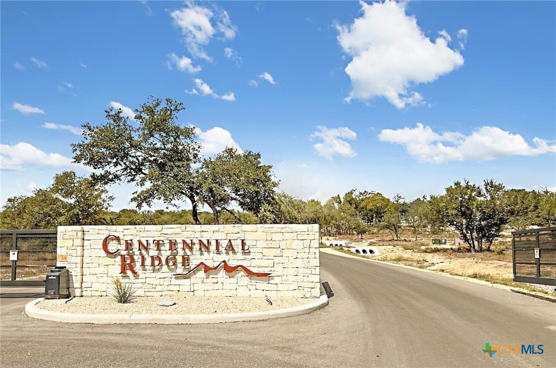 5.04 acres in Comal County gallery image 2