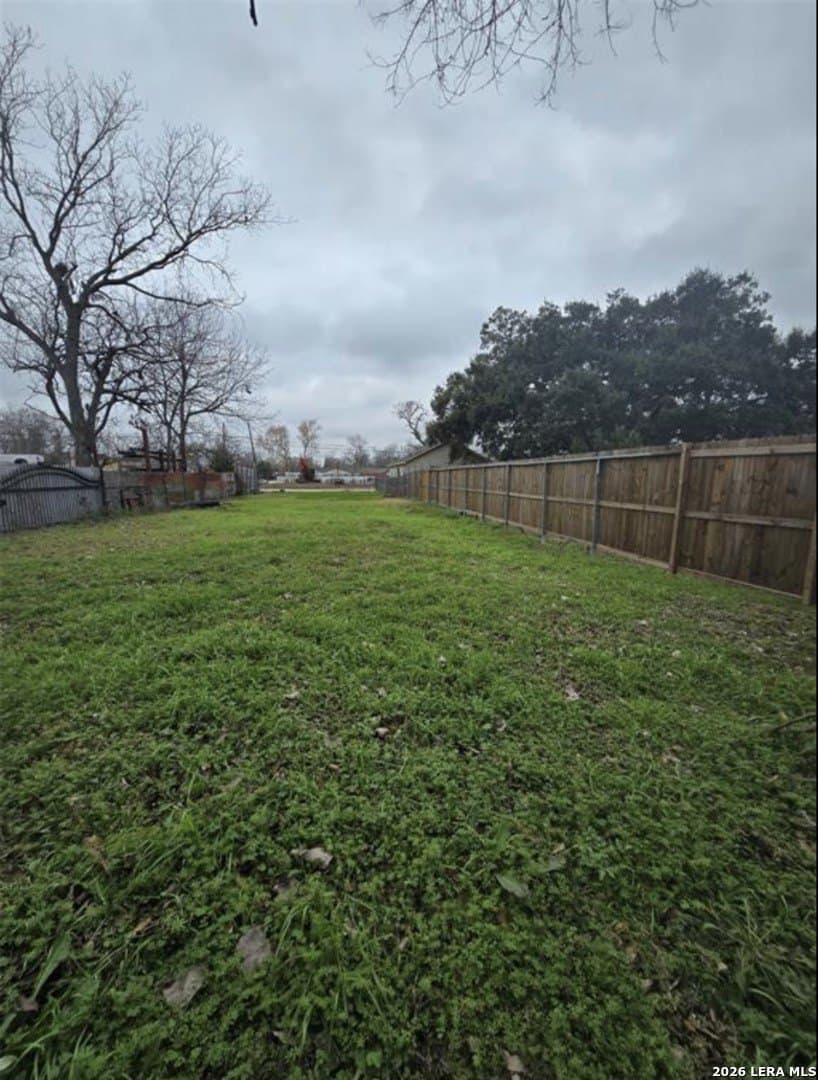 0.23 acres in Harris County - photo 10