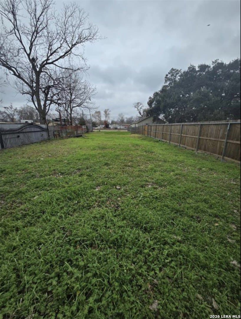 0.23 acres in Harris County - photo 9