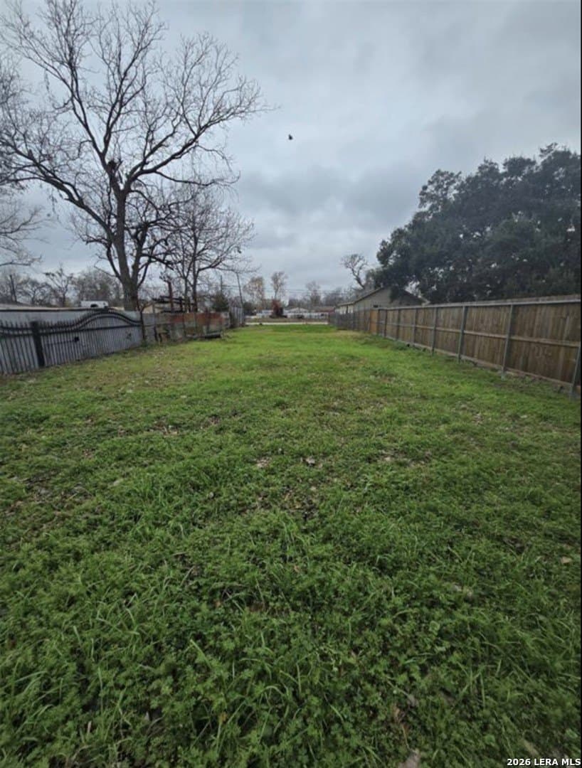 0.23 acres in Harris County - photo 8