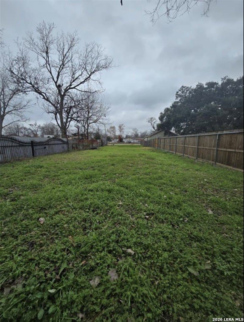 0.23 acres in Harris County - photo 11