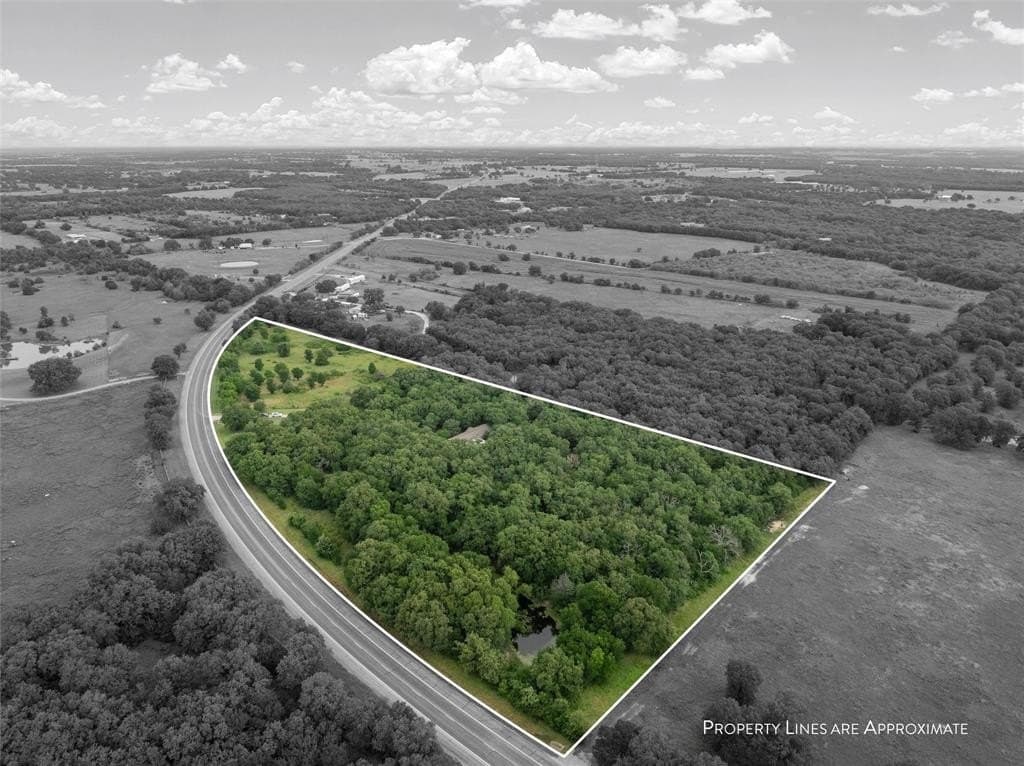 12.5 acres in McLennan County gallery image 4