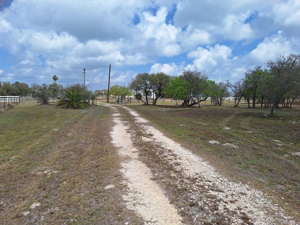 14.19 acres in Texas County gallery image 4