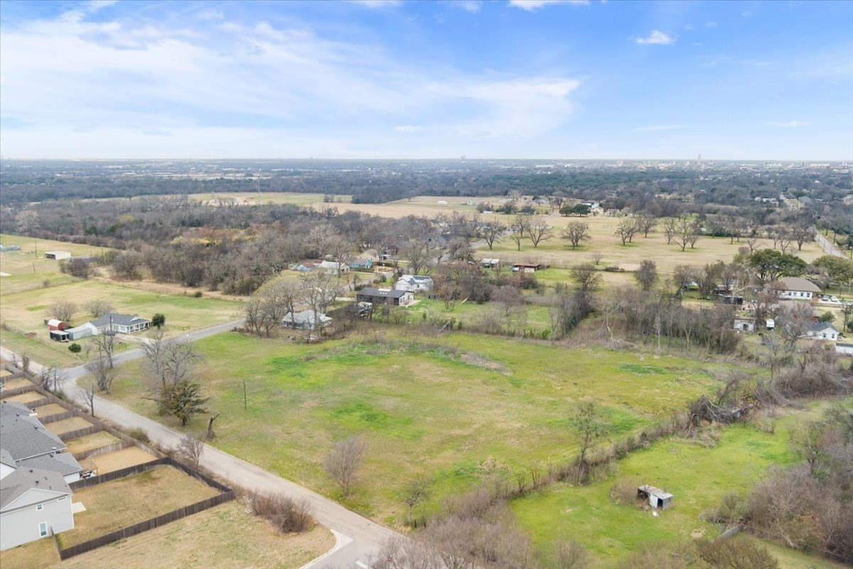 3.08 acres in McLennan County - photo 5