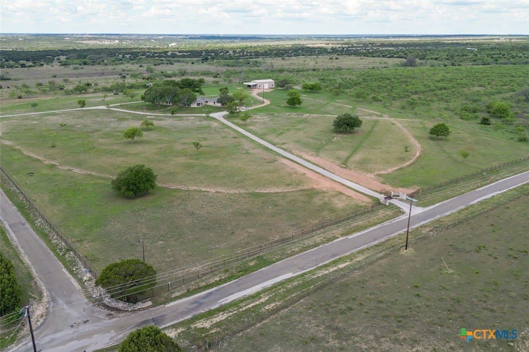 12.5 acres in Burnet County gallery image 3