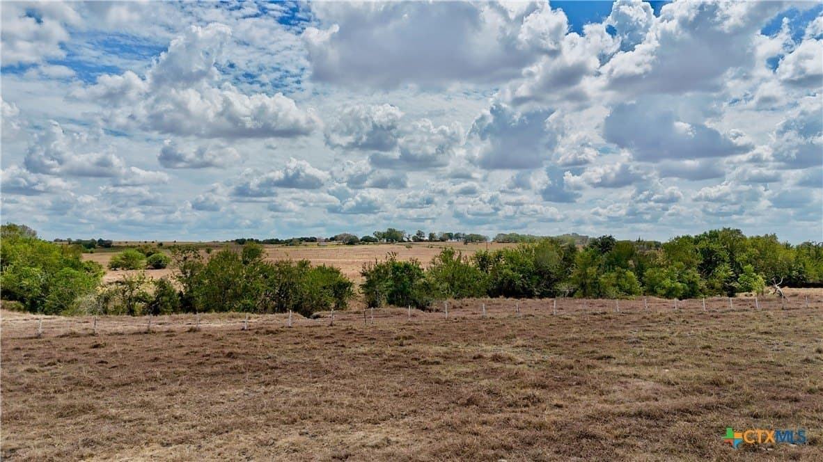 15.3 acres in Lavaca County - photo 6
