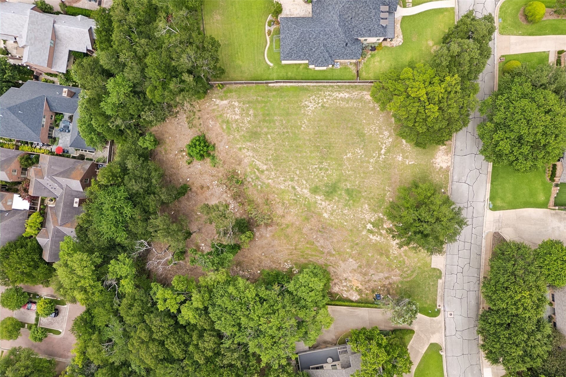 1.04 acres in Tarrant County - photo 8