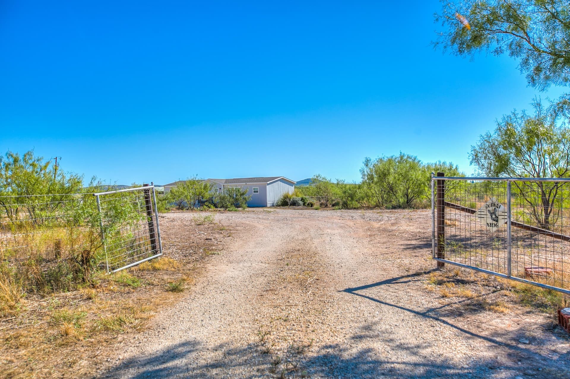 13.83 acres in Tom Green County - photo 2