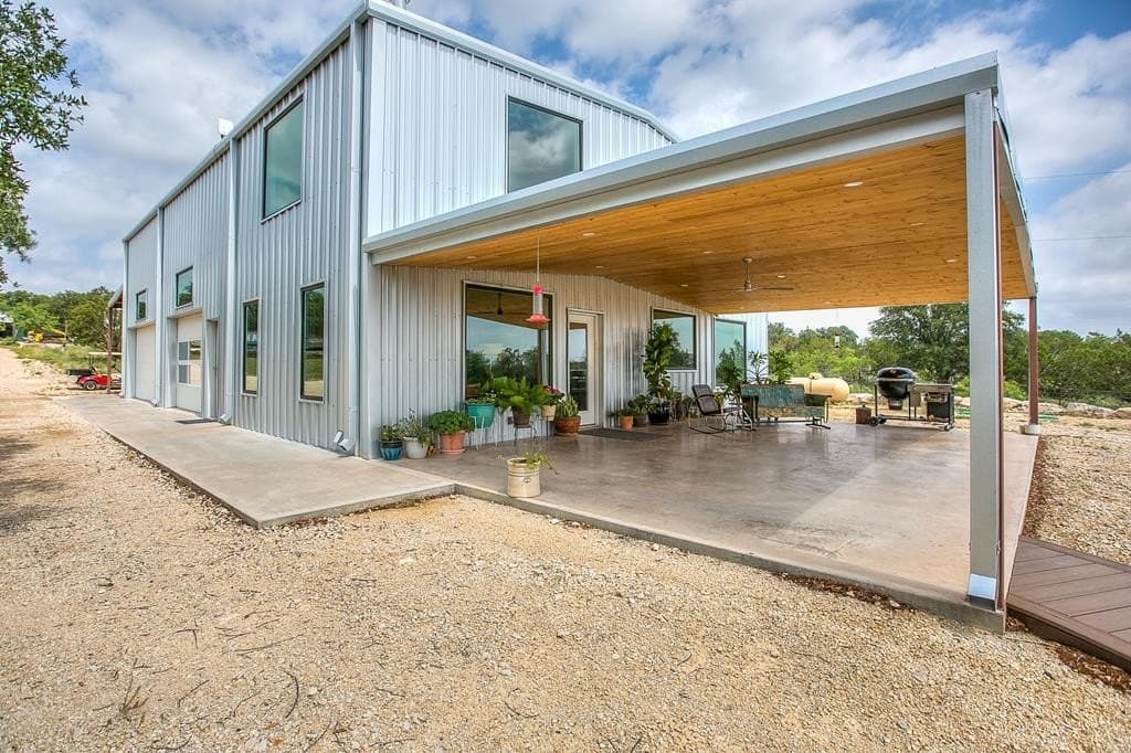 10.25 acres in Tom Green County