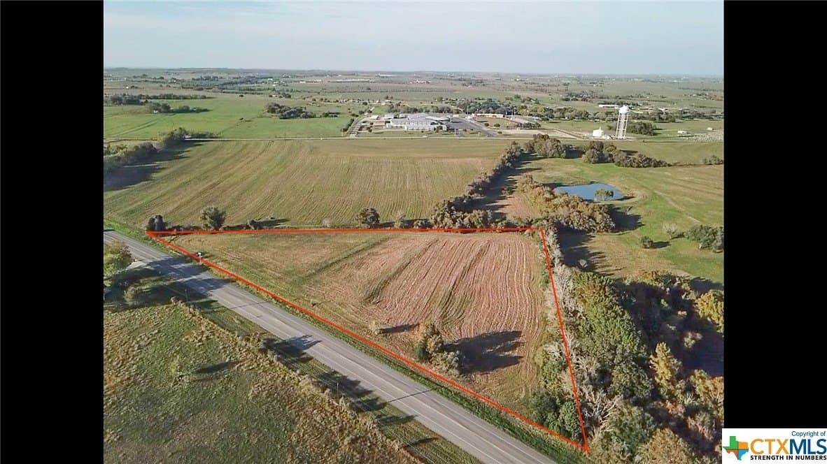 4.89 acres in Lavaca County featured view