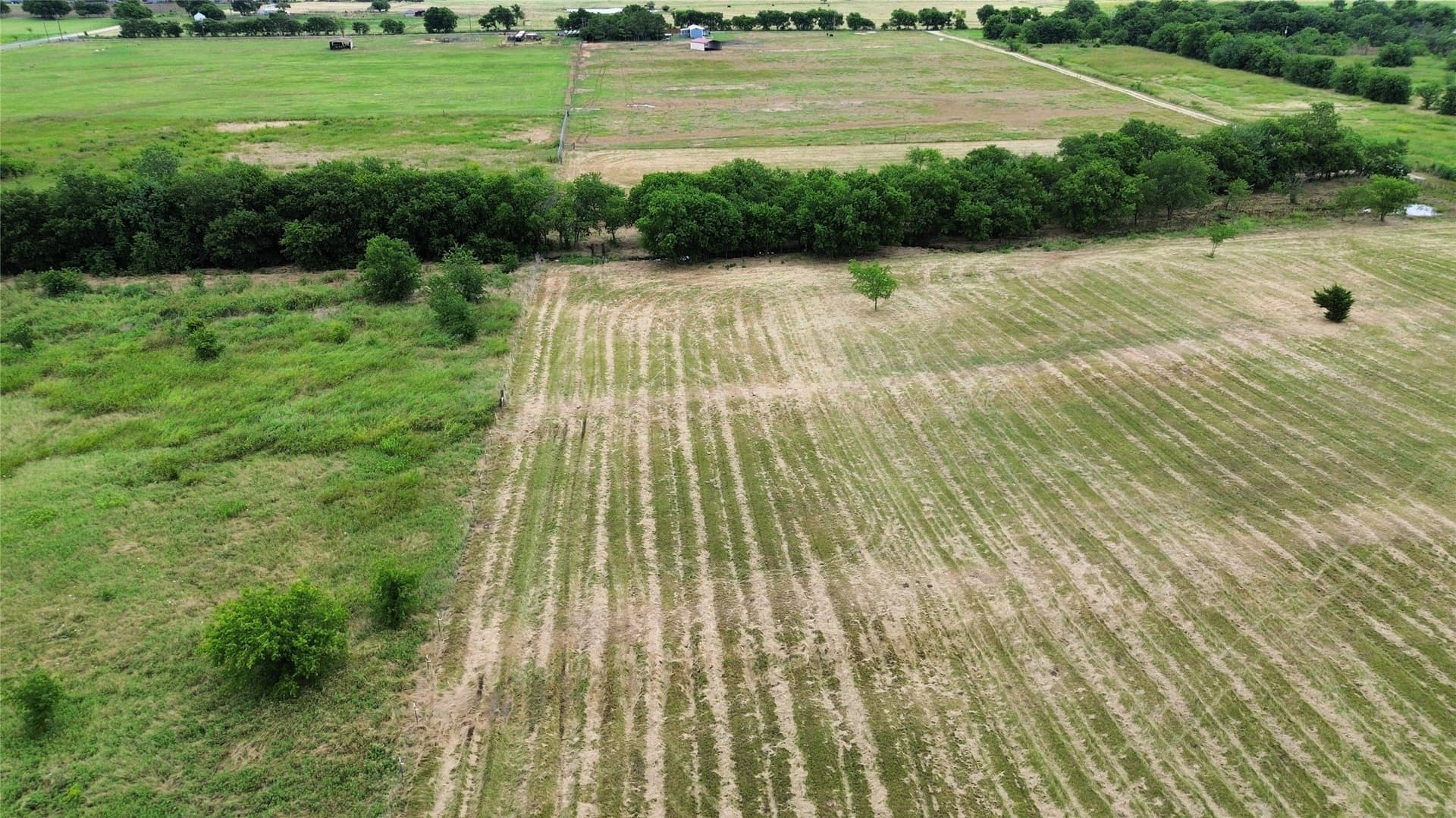 9.57 acres in Cooke County - photo 9