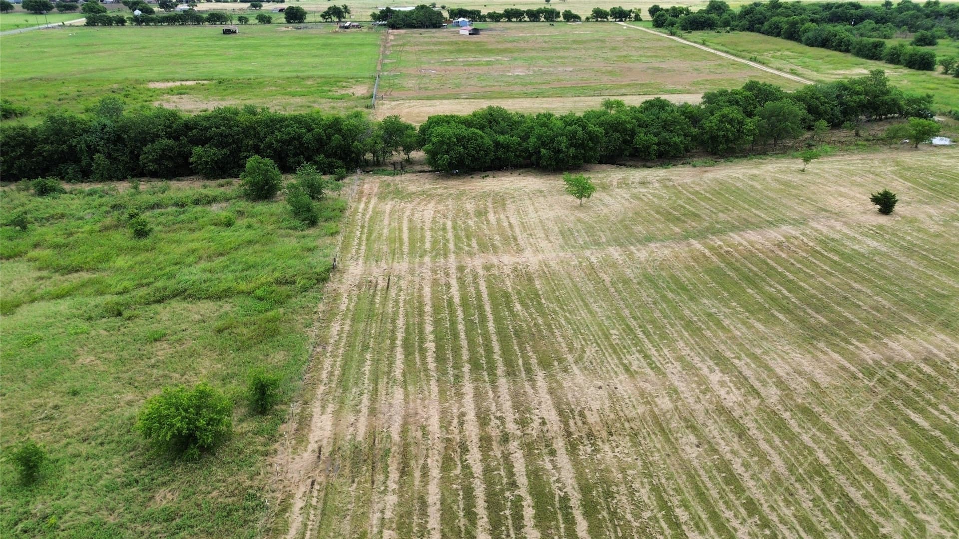 9.57 acres in Cooke County - photo 8