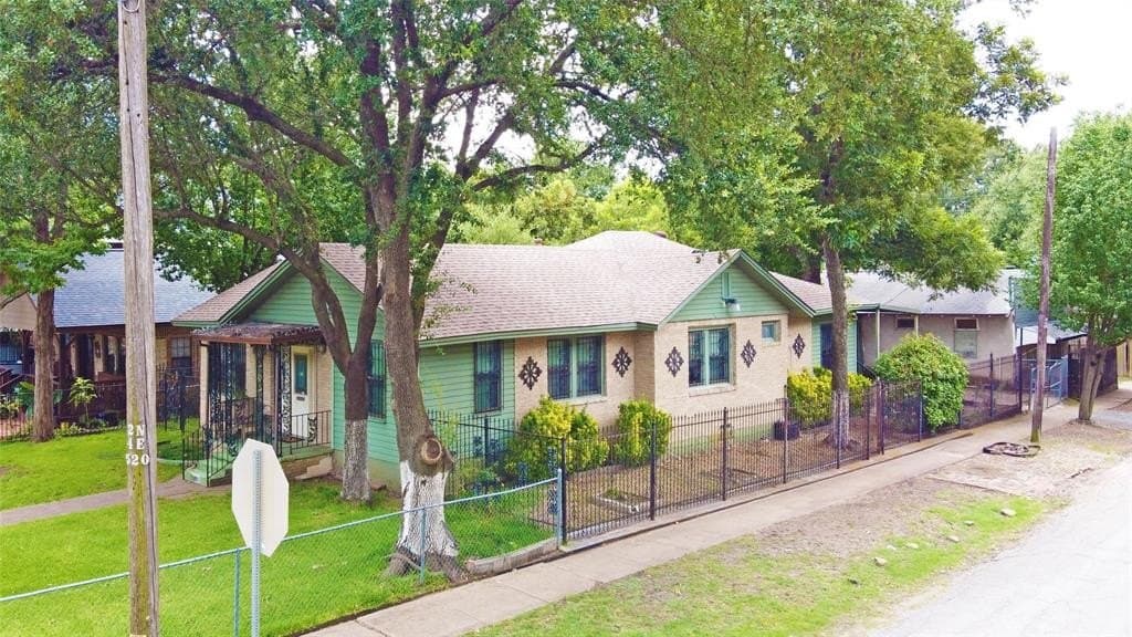 0.17 acres in Dallas County