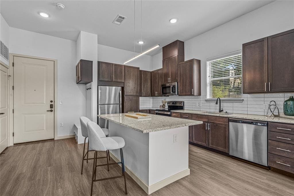 16.99 acres in Dallas County gallery image 2