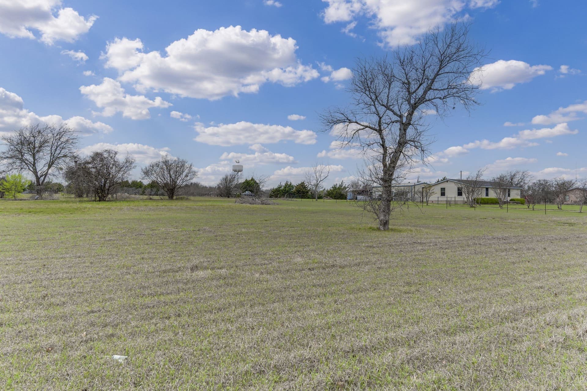 2.35 acres in Ellis County - photo 6