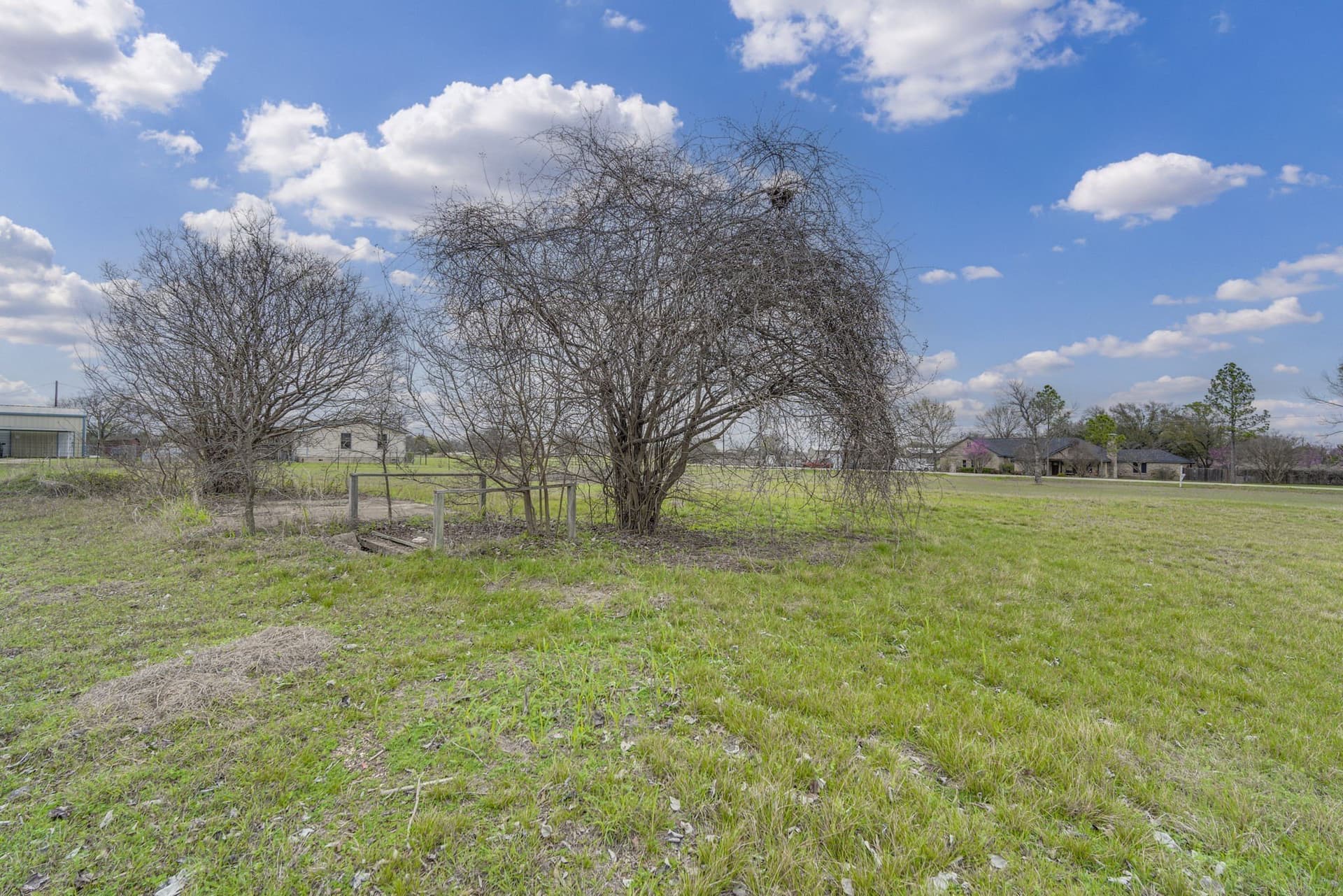 2.35 acres in Ellis County - photo 9