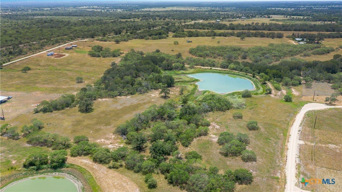 17.04 acres in Gonzales County gallery image 2