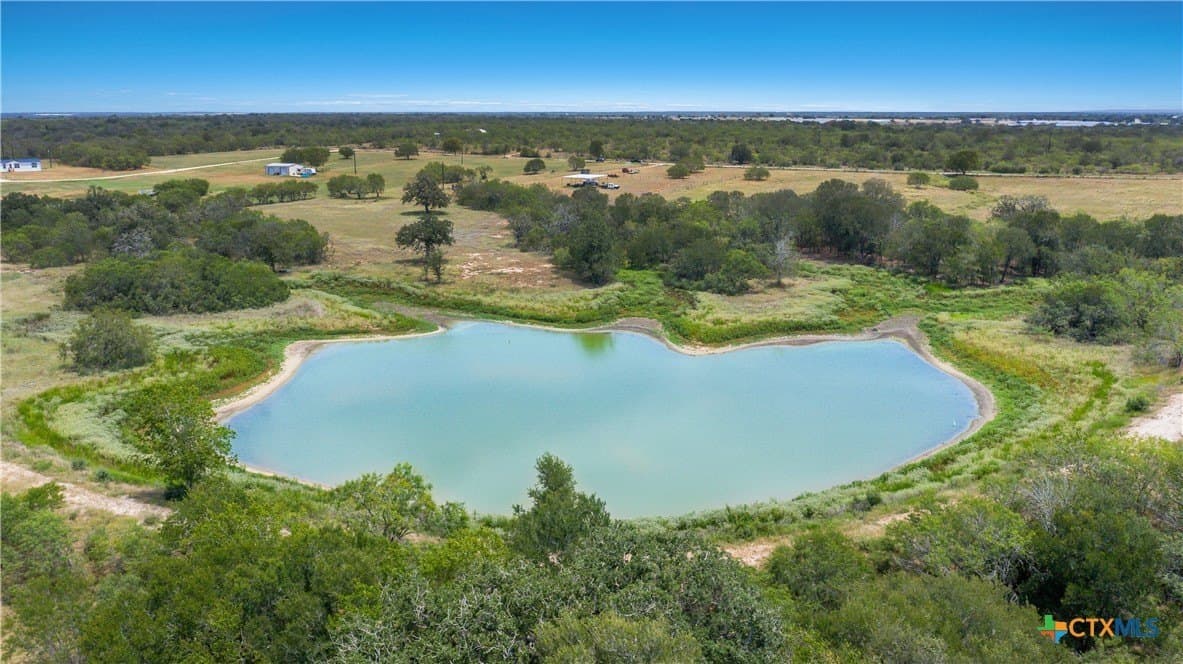 17.04 acres in Gonzales County gallery image 4
