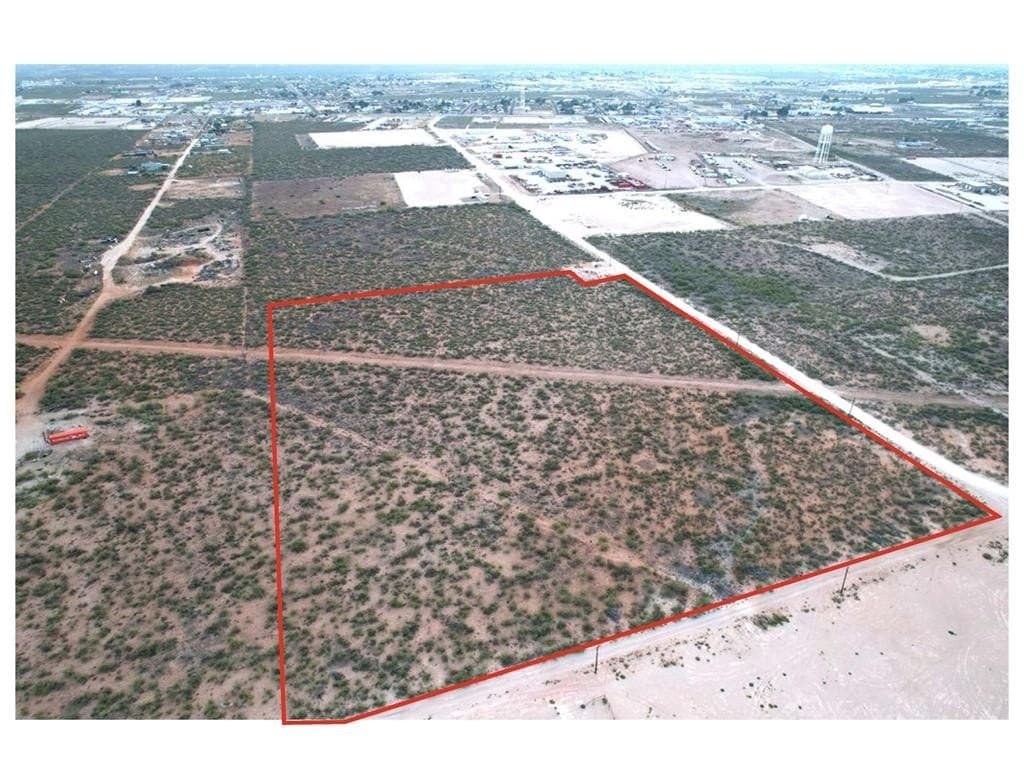 17 acres in Ward County gallery image 2