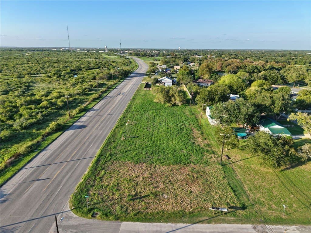 0.15 acres in San Patricio County - photo 6