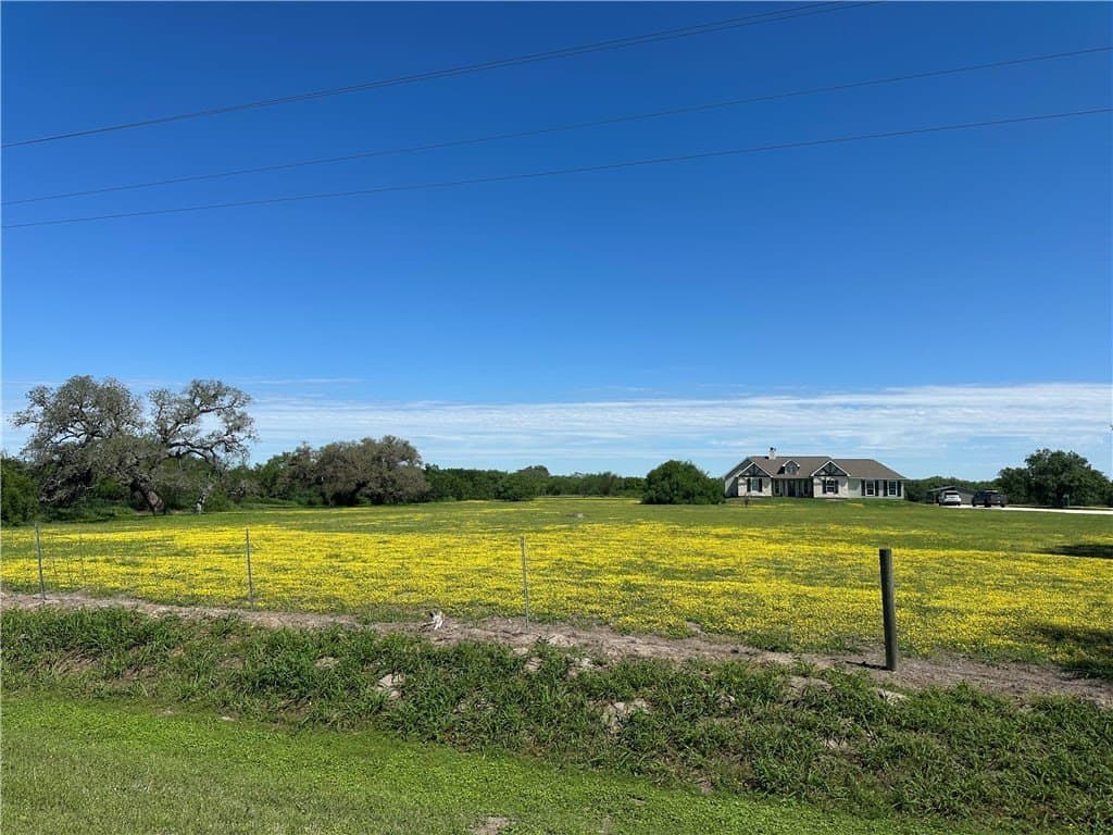 10 acres in San Patricio County - photo 35