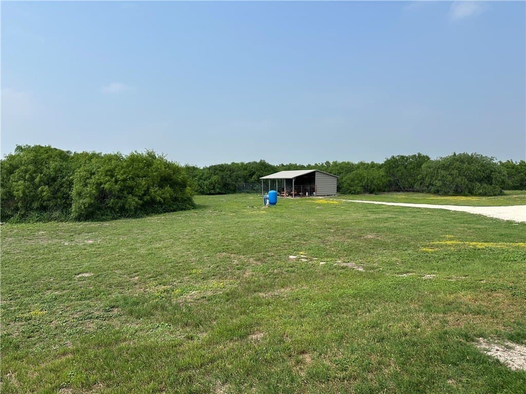 10 acres in San Patricio County - photo 29