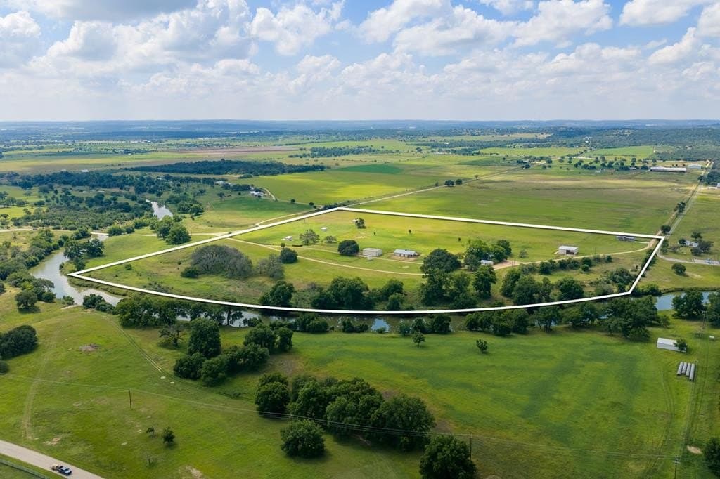 39.82 acres in Gillespie County - photo 34