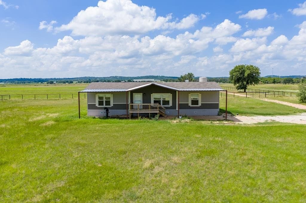 39.82 acres in Gillespie County - photo 32