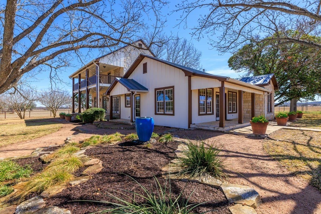 39.82 acres in Gillespie County gallery image 4