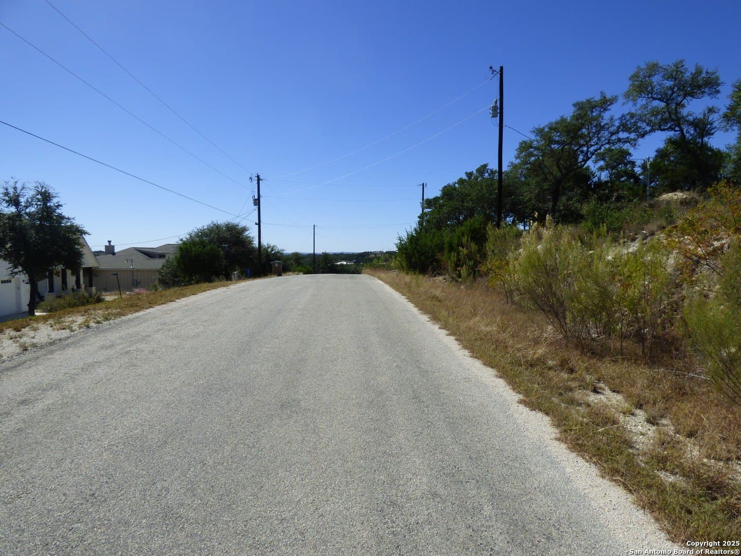 0.5 acres in Comal County - photo 10