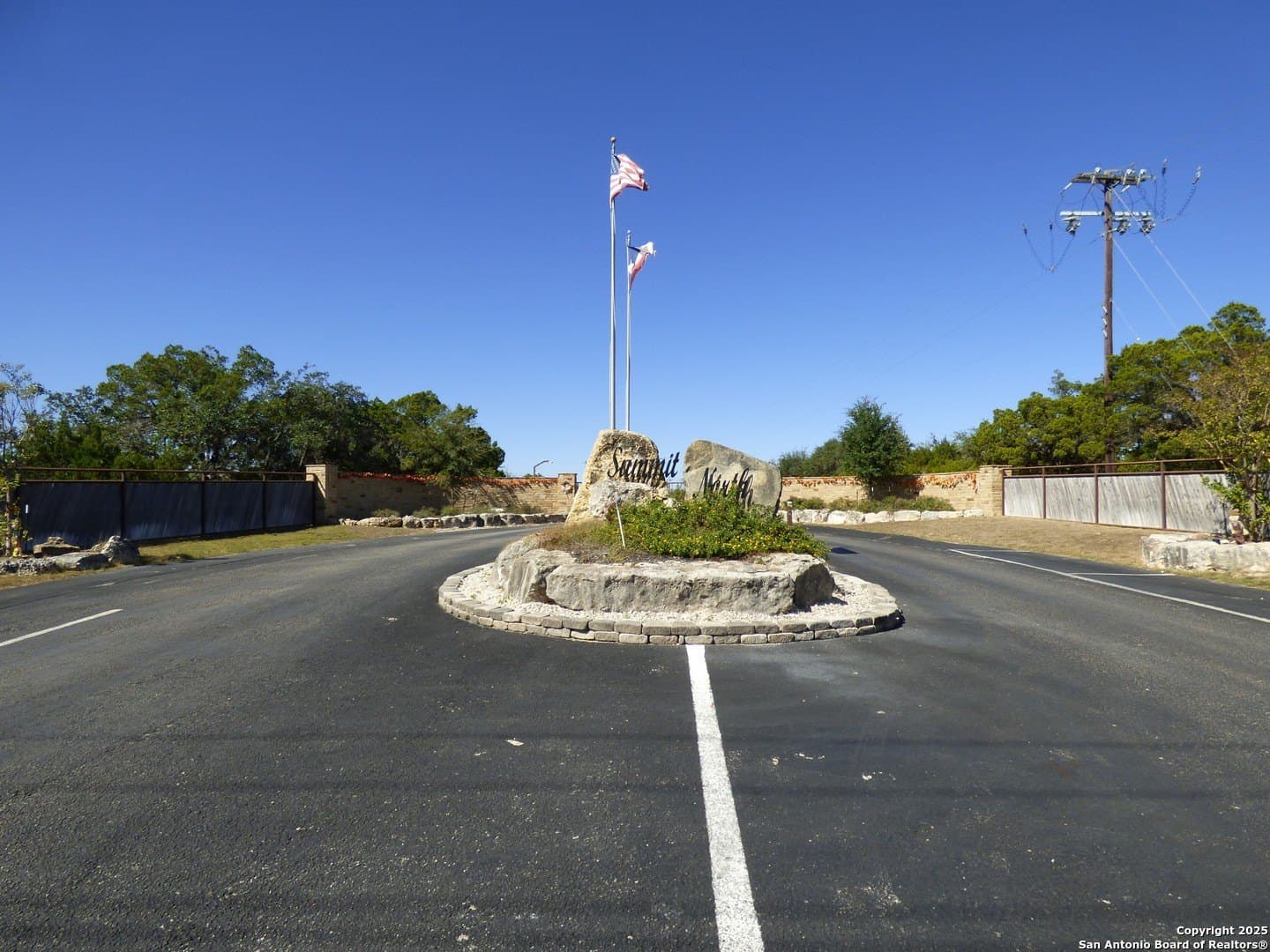 0.5 acres in Comal County gallery image 2