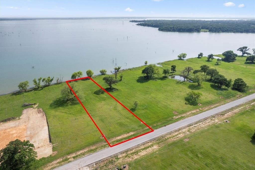 1.12 acres in Navarro County featured view