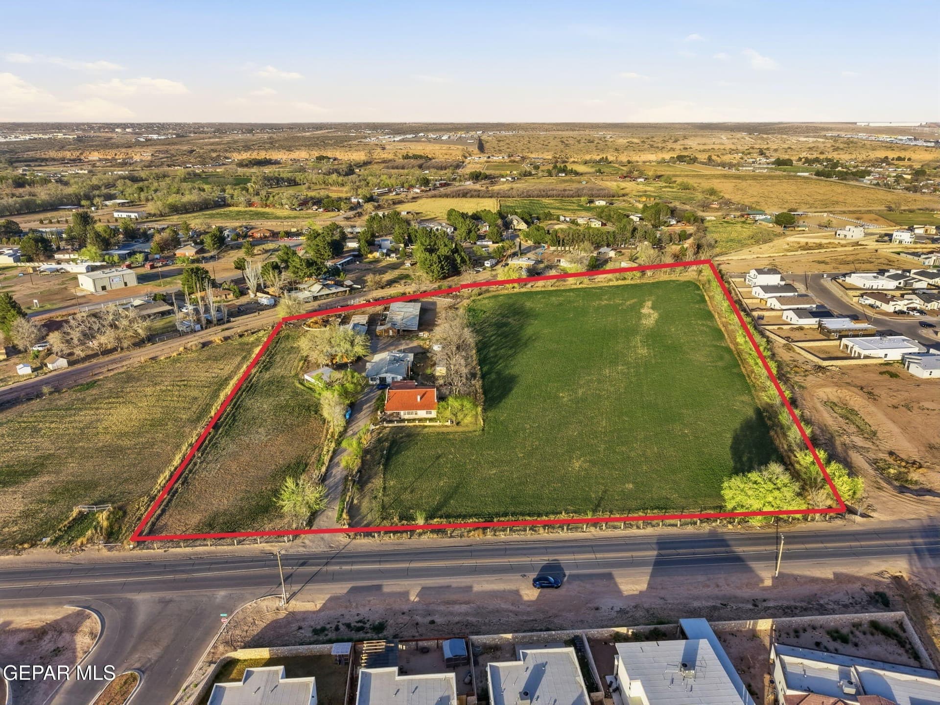 7.67 acres in El Paso County