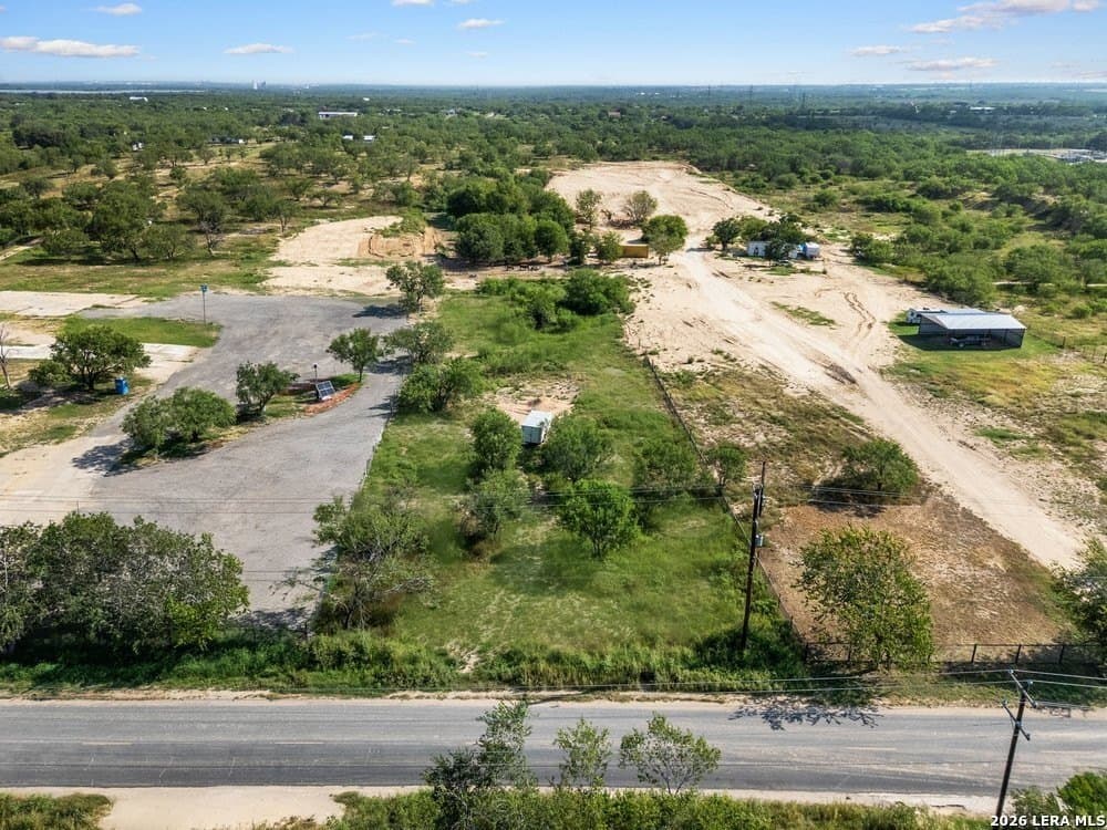 5.11 acres in Bexar County gallery image 3