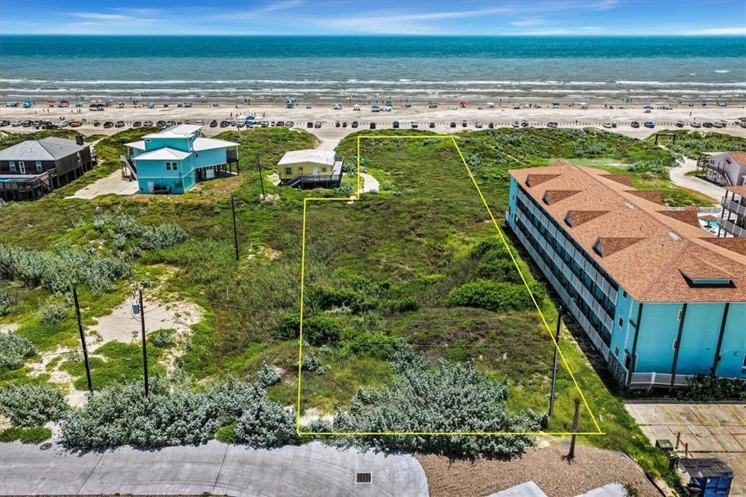 0.71 acres in Nueces County