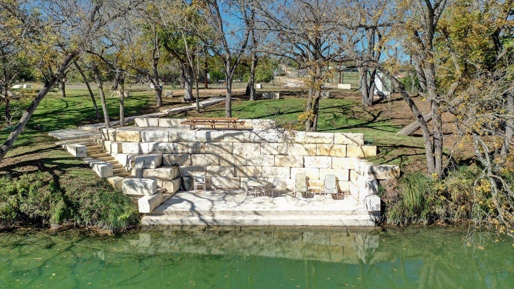 10.01 acres in Kerr County - photo 4
