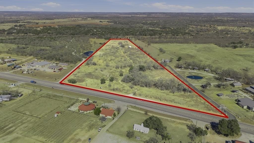 27.1 acres in Gillespie County - photo 3