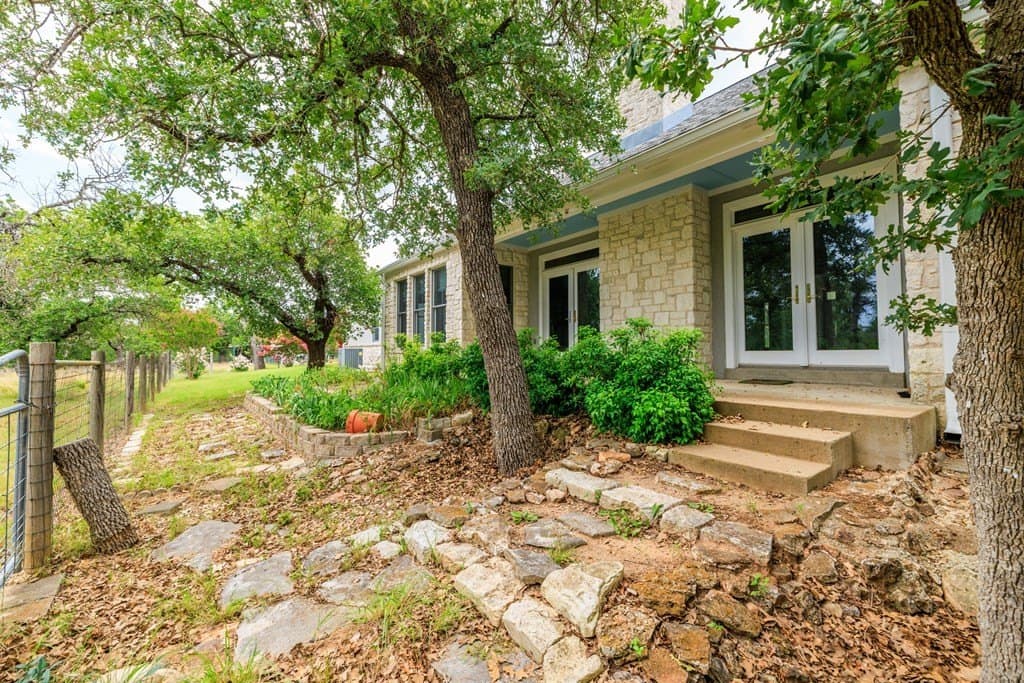 30 acres in Gillespie County - photo 7