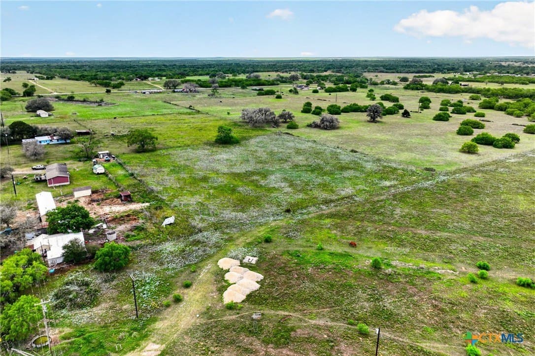 3.78 acres in Gonzales County