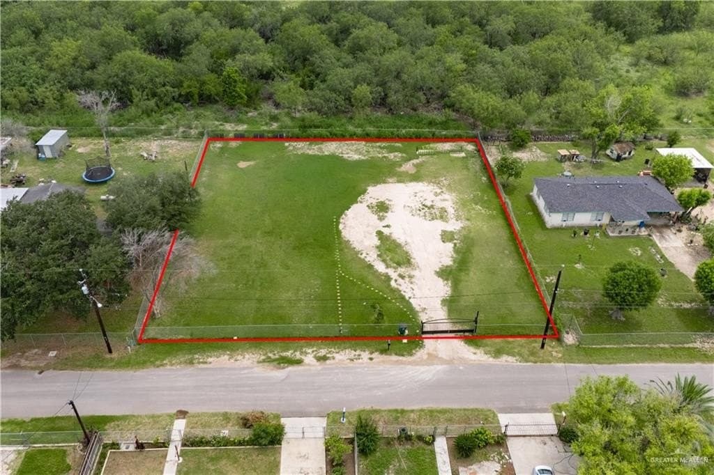 0.5 acres in Hidalgo County gallery image 2