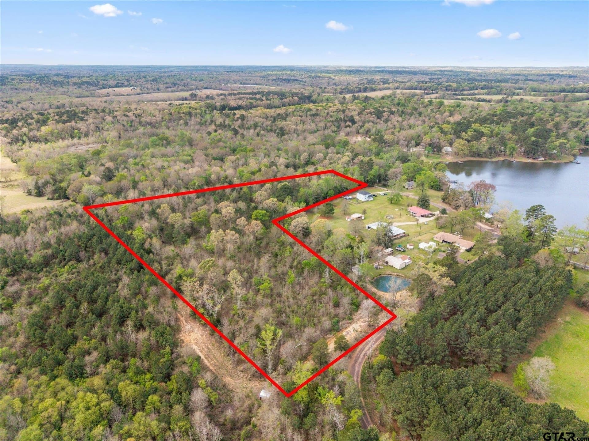 9.8 acres in Upshur County
