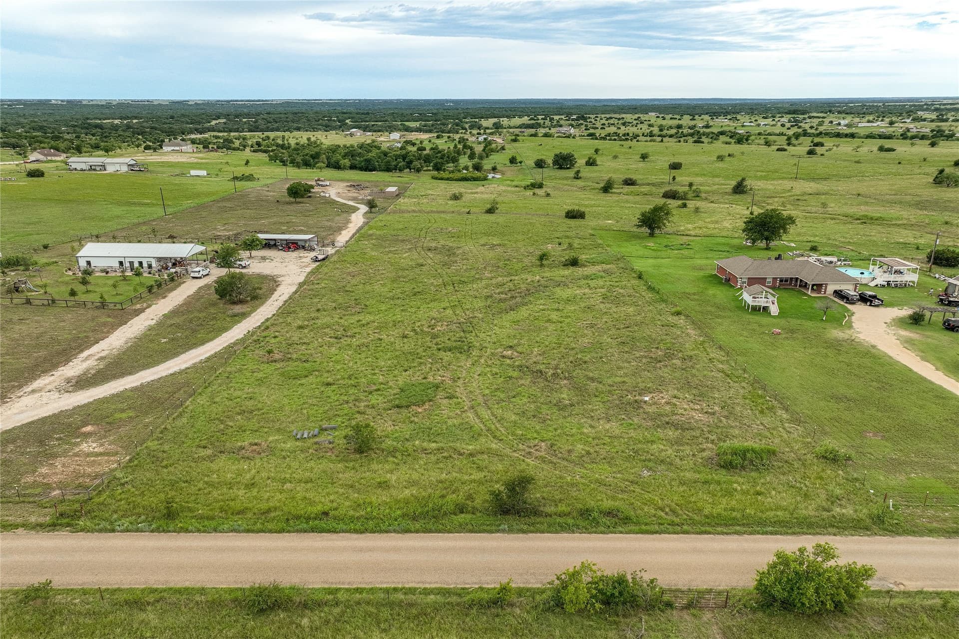 5 acres in McLennan County - photo 2