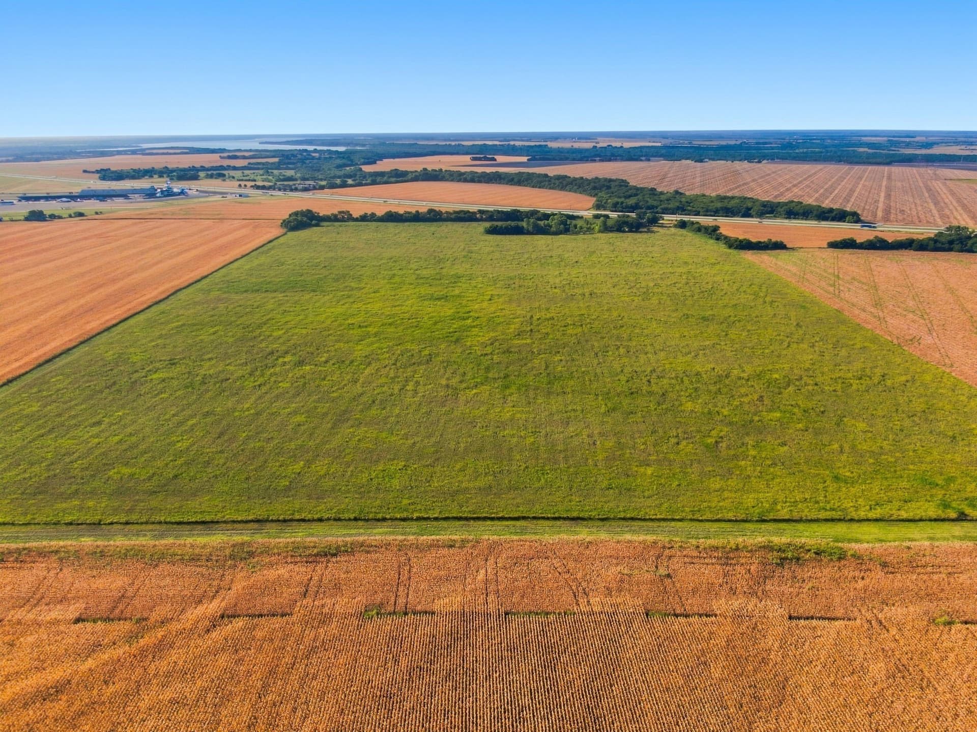 101.85 acres in Ellis County - photo 3