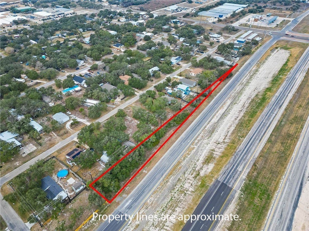 0.43 acres in Aransas County - photo 2