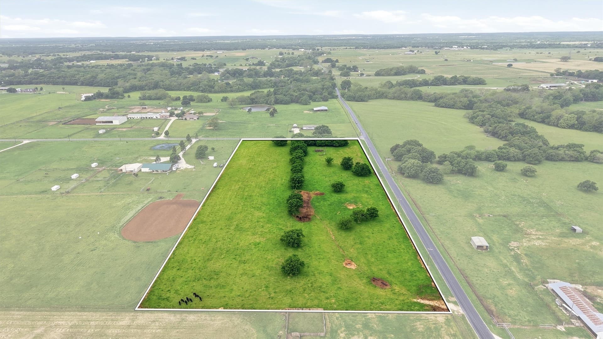 10.5 acres in Grayson County gallery image 3