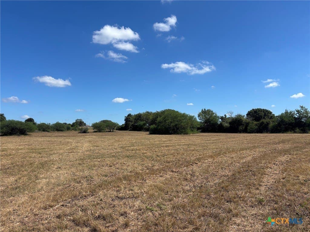 19.63 acres in Lavaca County - photo 21