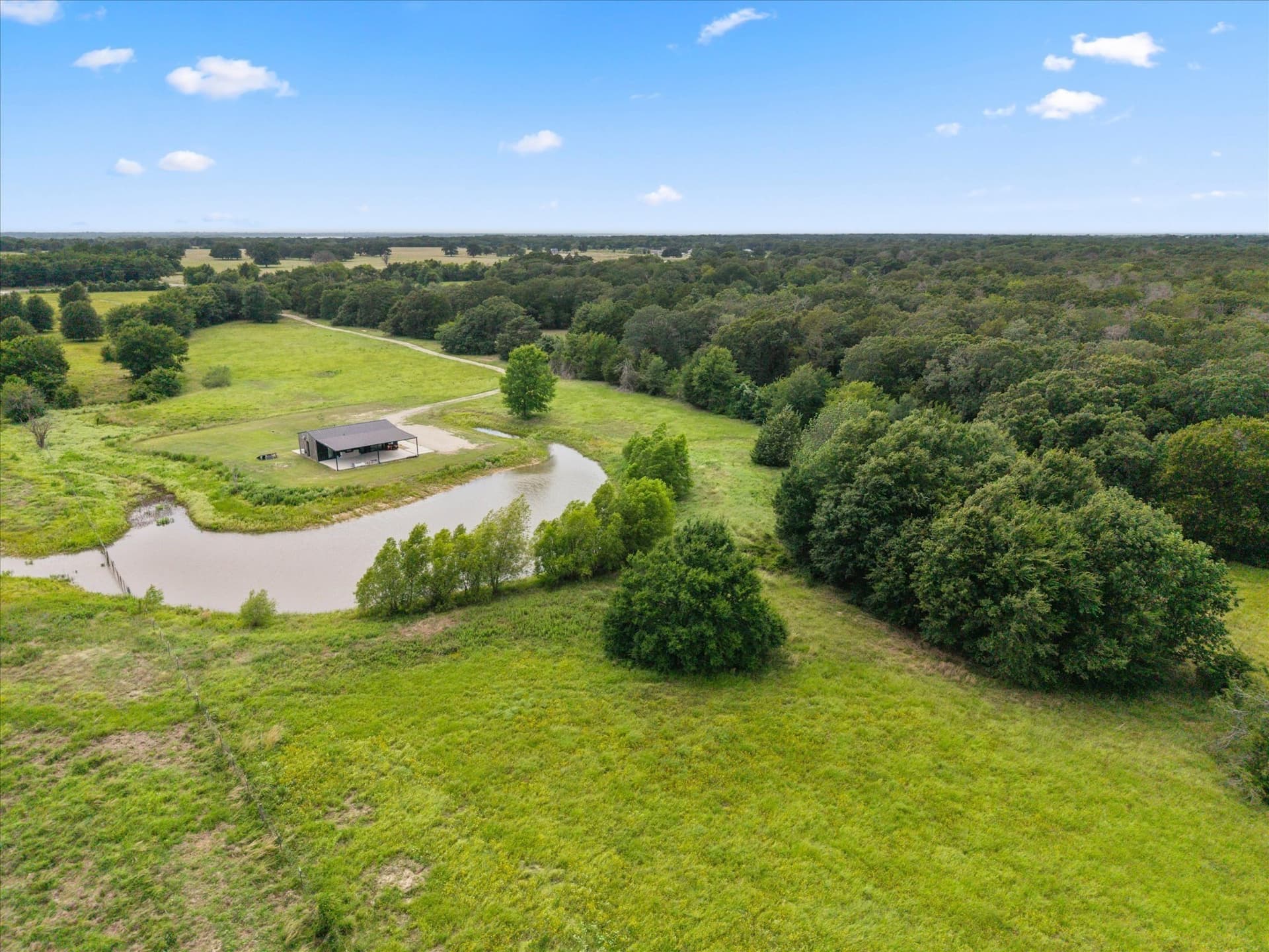 12 acres in Navarro County