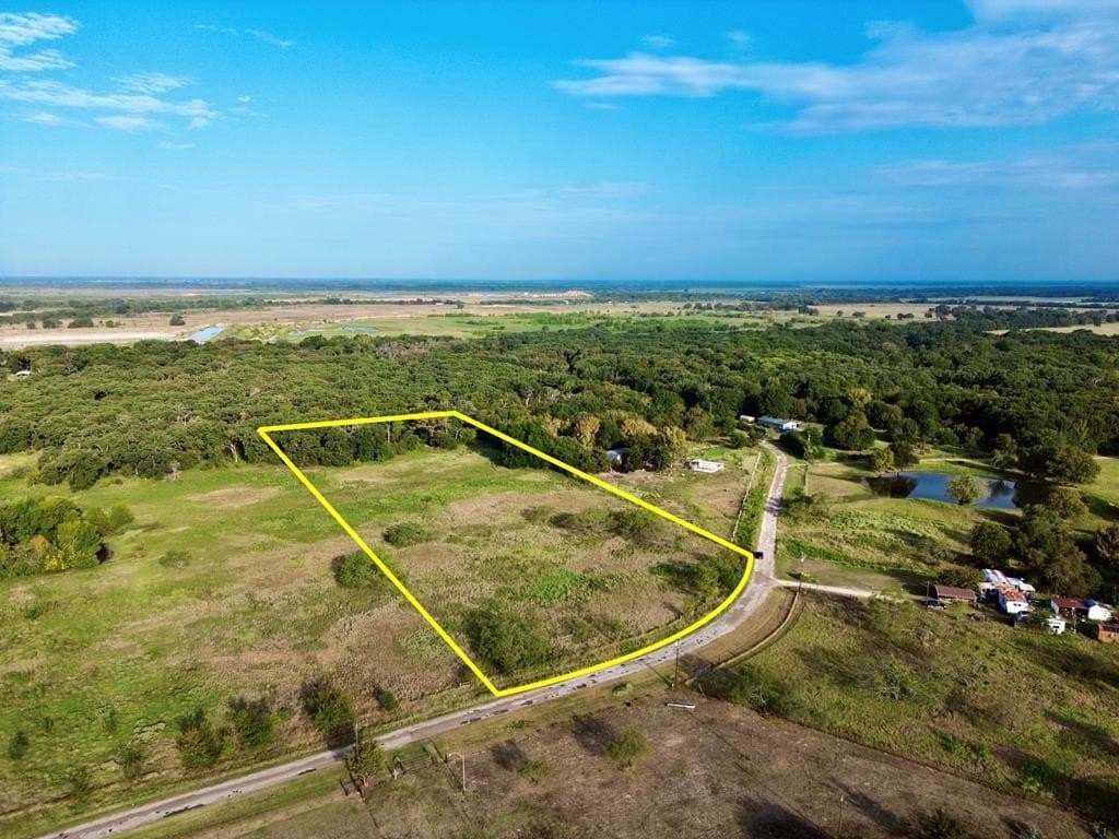 4.82 acres in Kaufman County